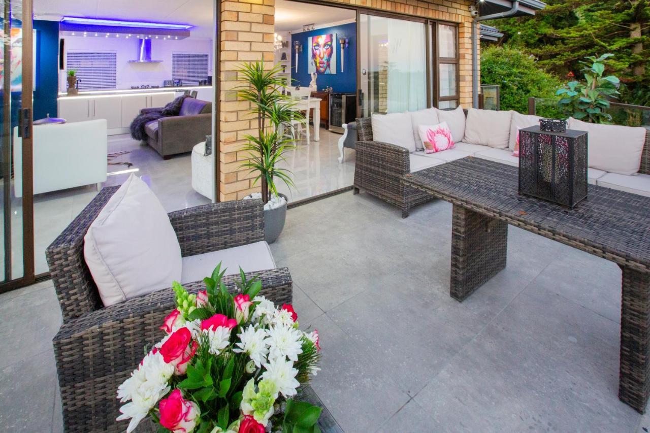 Wilderness Waters Boutique Suites - Adults Only Екстер'єр фото